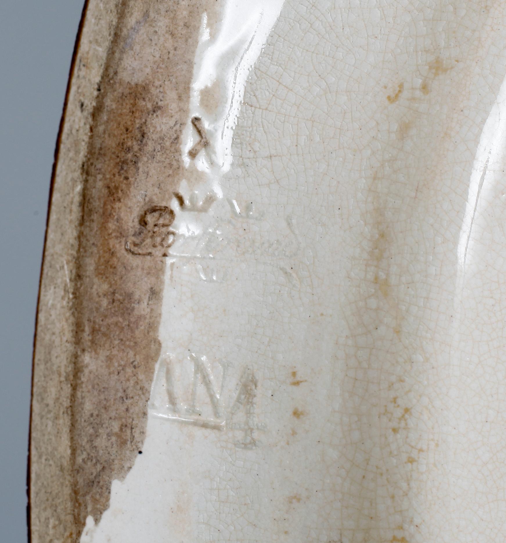 PIEDESTAL MED YTTERFODER, majolika, troligen Rörstrand 1800-talets slut.