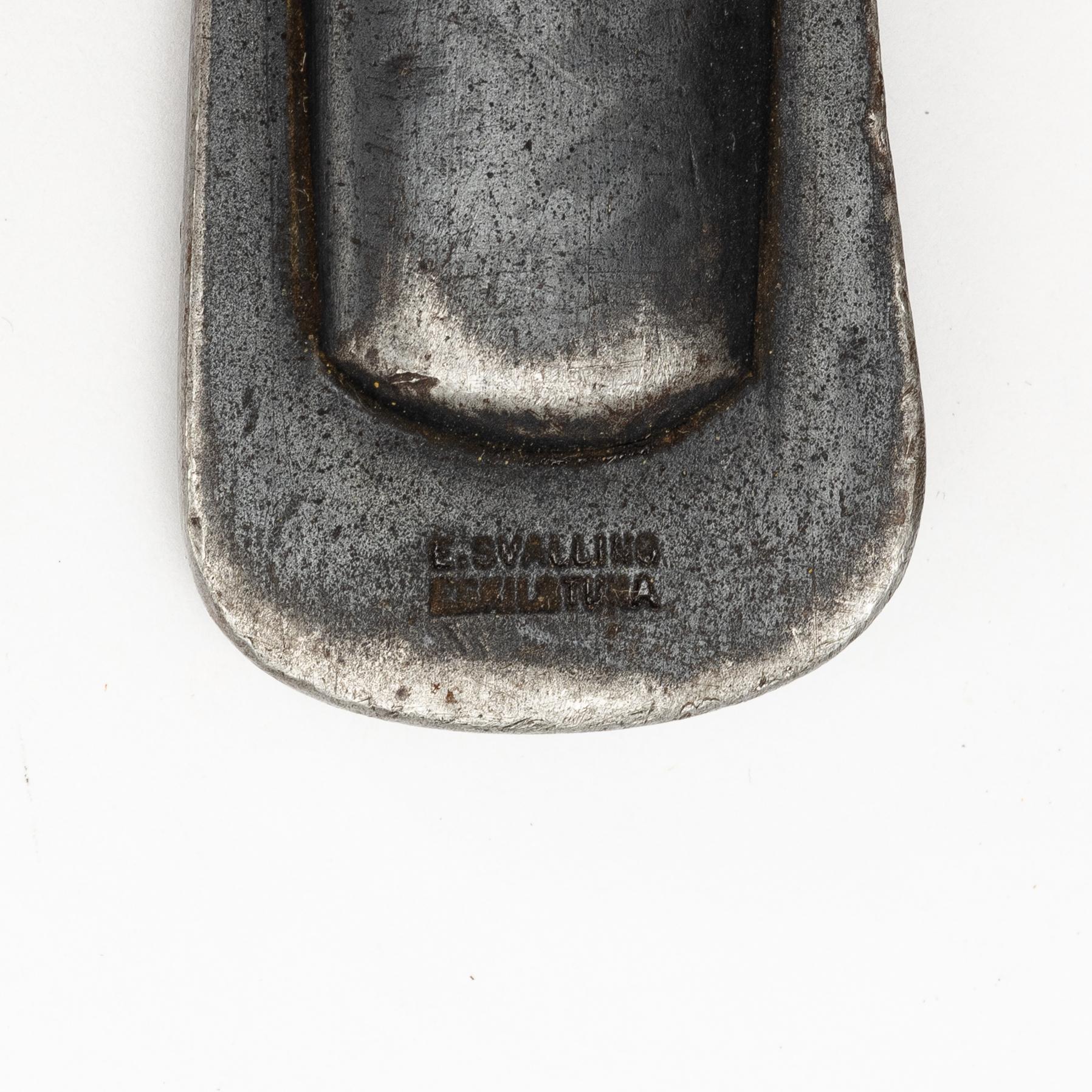 A Swedish 1893 pattern cavalry sabre, with scabbard.