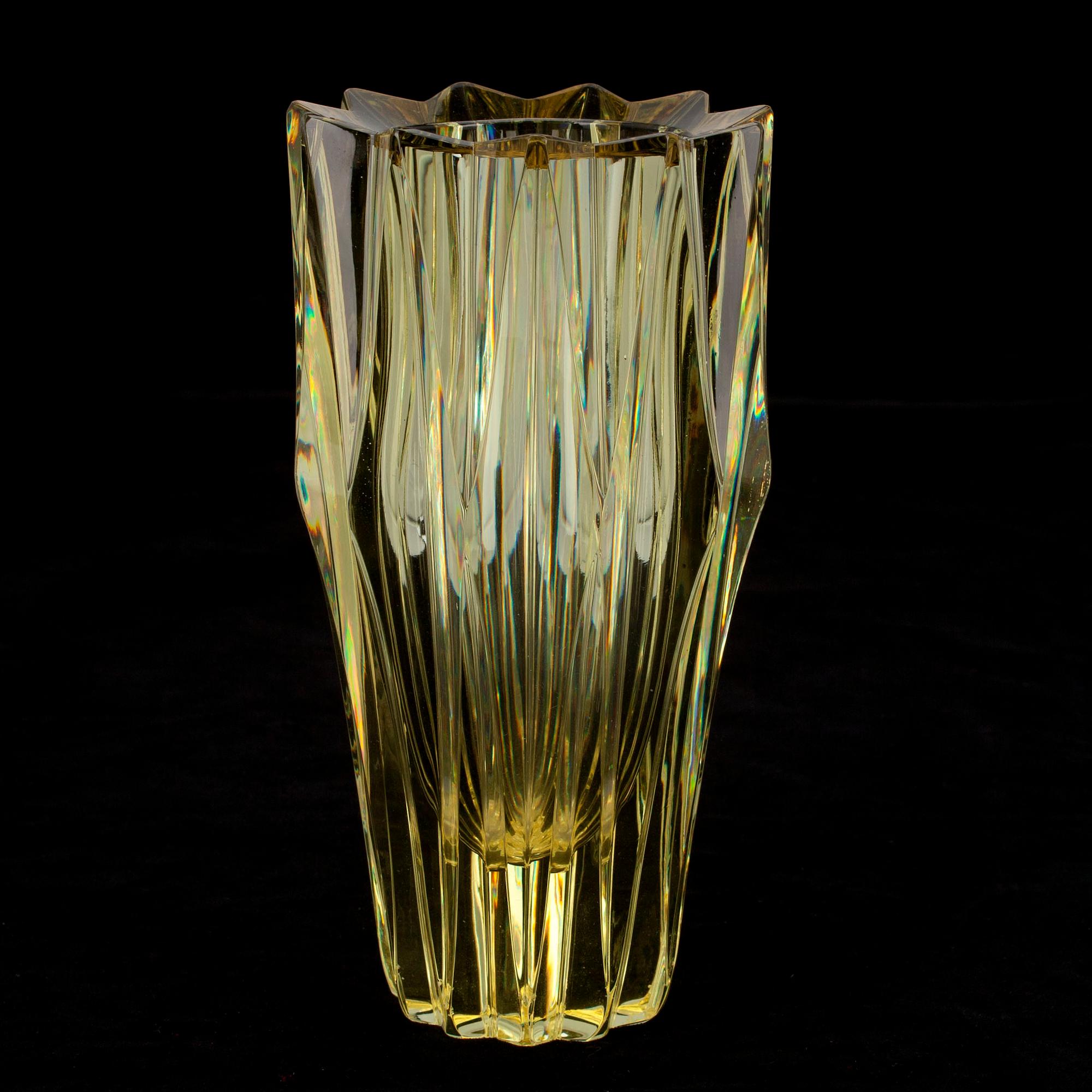 VAS, glas, "Hässleklocka" signerad Aimo Okkolin Riihimäen Lasi.