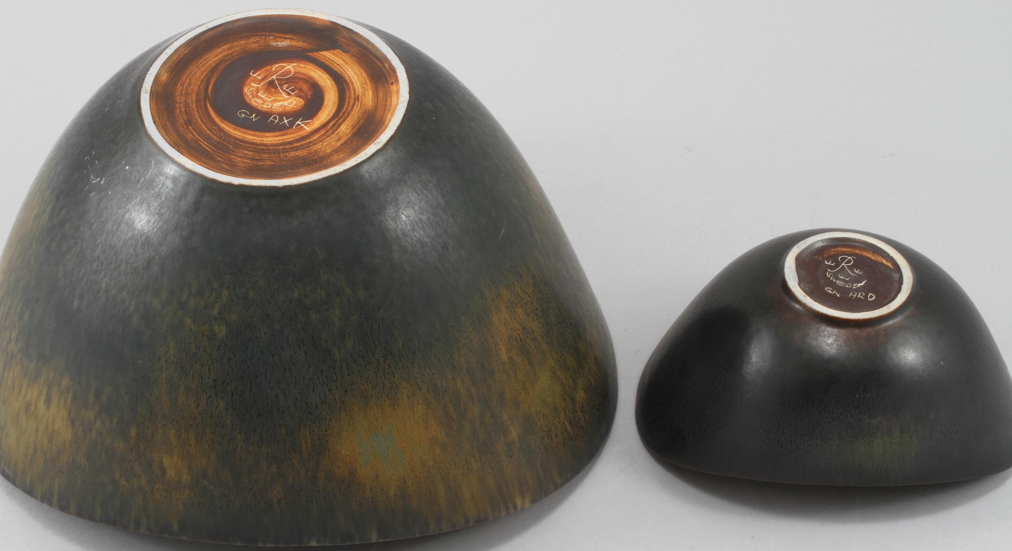 SKÅLAR, 2 st, stengods, Gunnar Nylund, Rörstrand, omkring 1900-talets mitt.