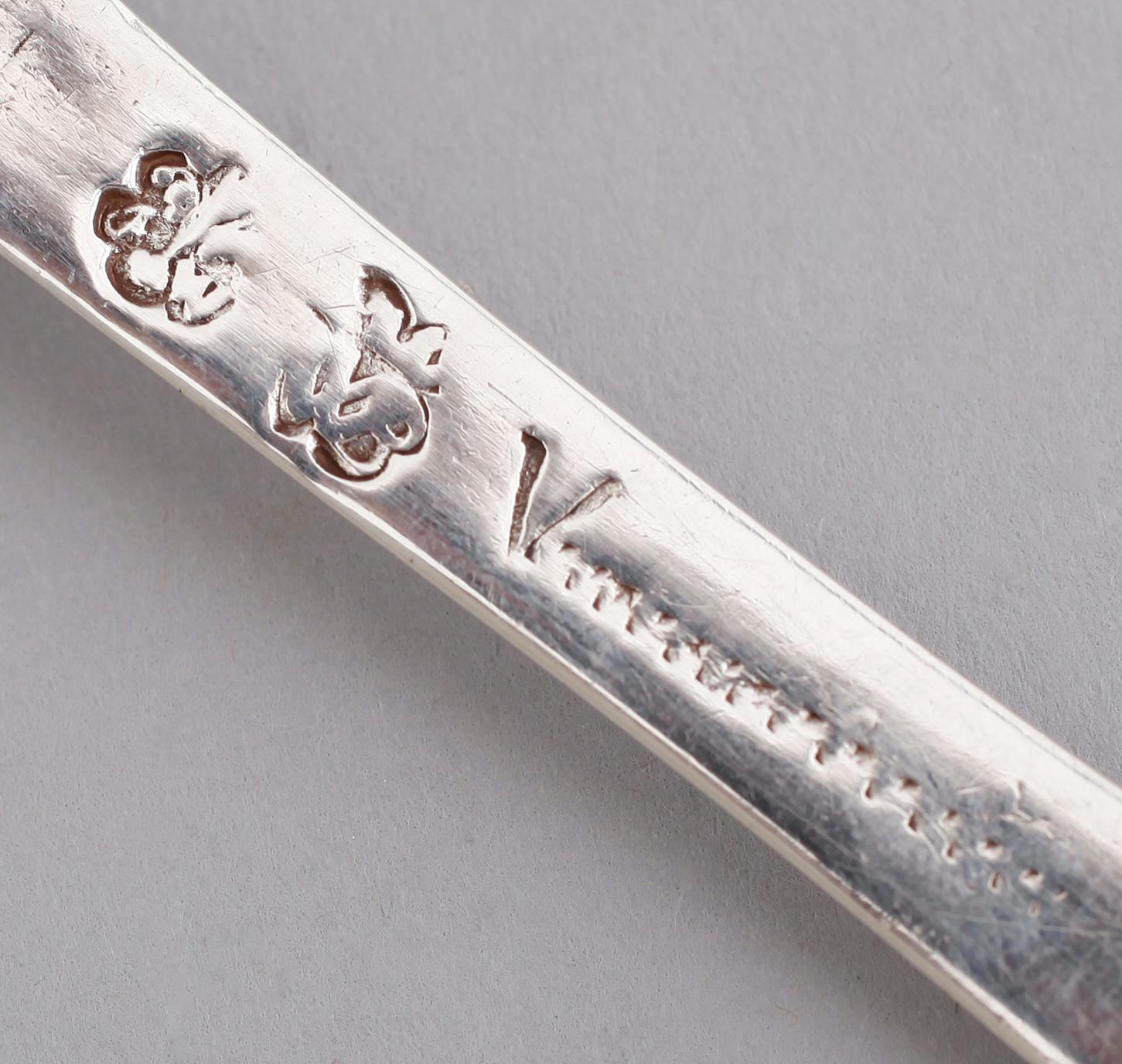 MATSKED, silver, Johan Wallman, Varberg 1706-1739. Vikt ca  49 gram.