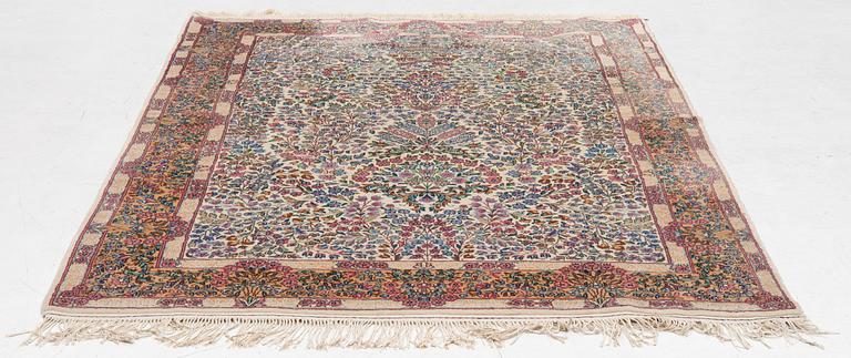 Carpet, Kirman, approx. 245x160 cm.