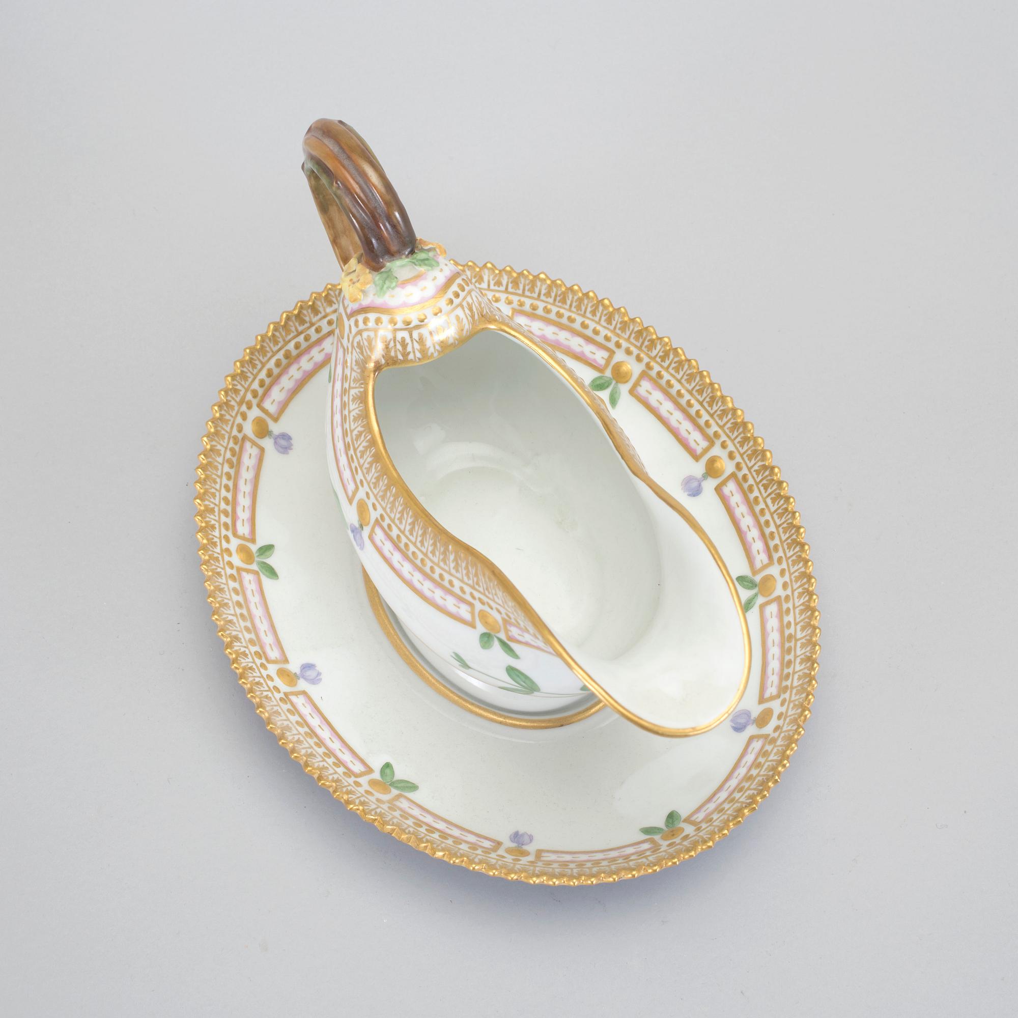 SÅSSKÅL, porslin, "Flora Danica", Royal Copenhagen.
