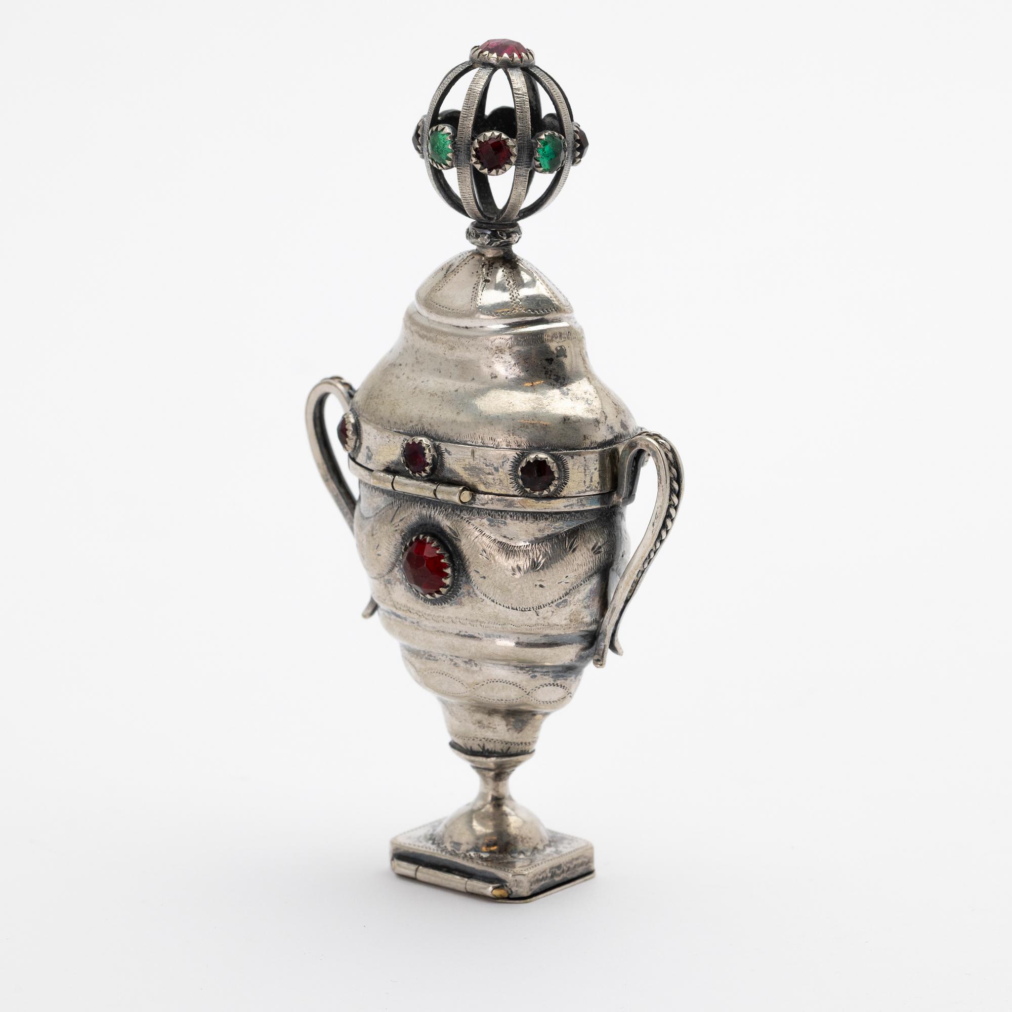 Scent box, silver, Denmark, 17th/18th century.