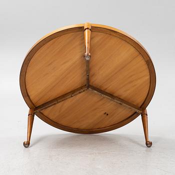 Josef Frank, soffbord, modell 2139, Firma Svenskt Tenn, efter 1985.