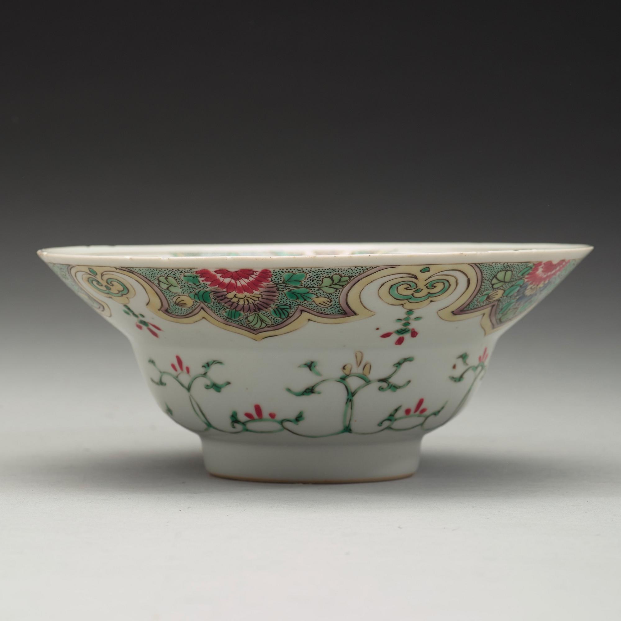 SKÅL, porslin. Qingdynastin, Kangxi (1662-1722).