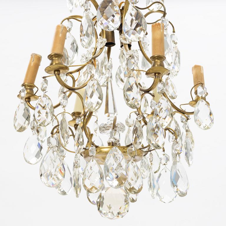 A Rococo style chandelier, mid 20th Century.