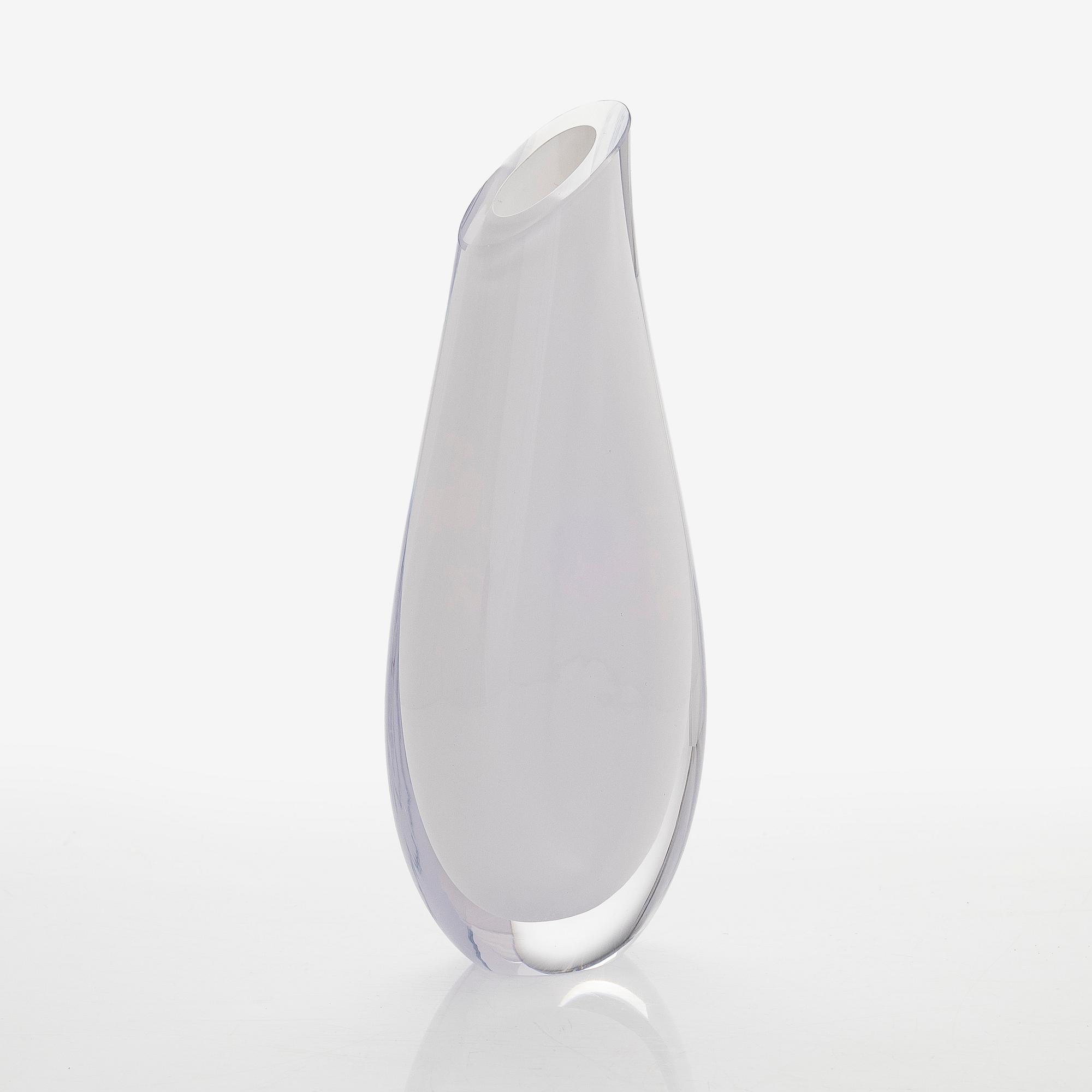 Ritva-Liisa Pohjalainen, A glass vase, signed 2015 Ritva-Liisa Pohjalainen 27/100.