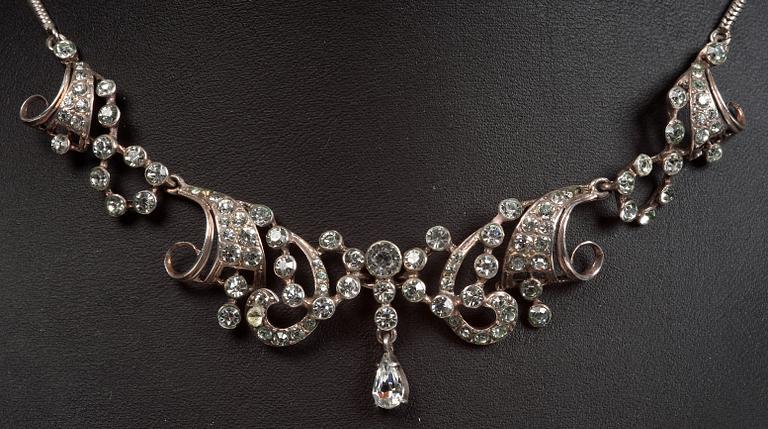PARTI SMYCKEN, 5 delar, silver, 1900-talets andra hälft.