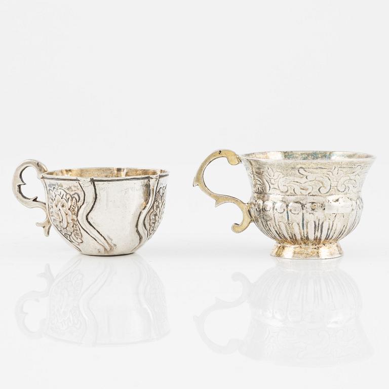 Two Russian Silver Cups, 18th century.