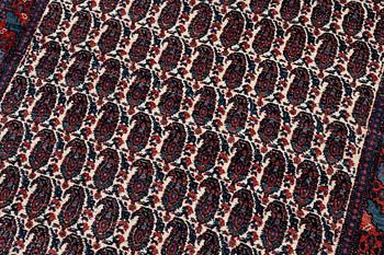 Matta, semiantik Senneh, ca 165 x 120 cm.