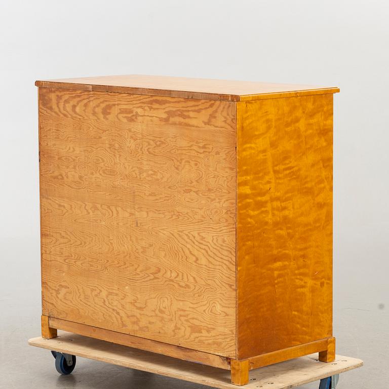 a Swedish chest of drawers 1930/40's.