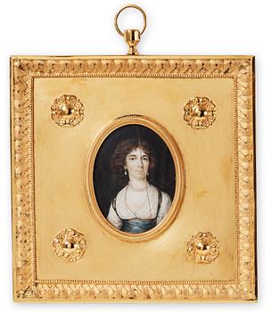 Unknown artist 18th Century. Miniature. Unsigned. Gouache on bone 6 x 4,5 cm (inc. frame  13,5 x 12 cm).