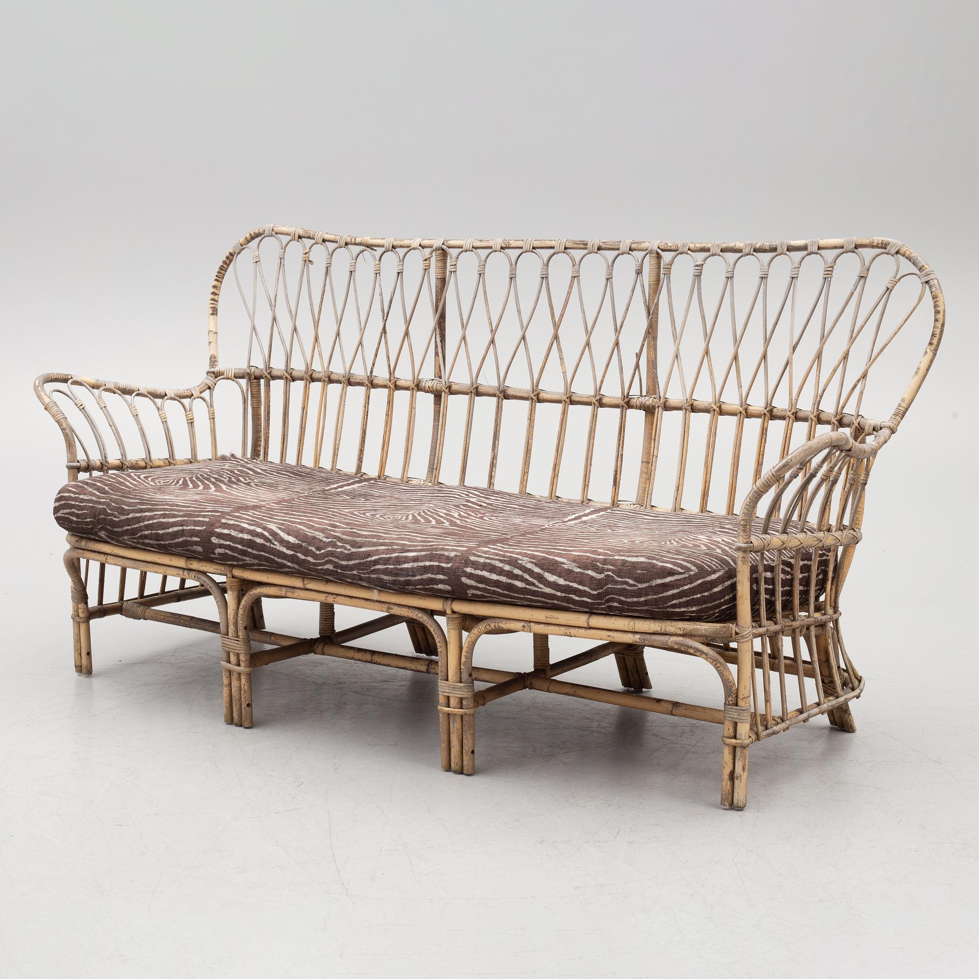 Josef Frank, soffa, "311", Firma Svenskt Tenn.