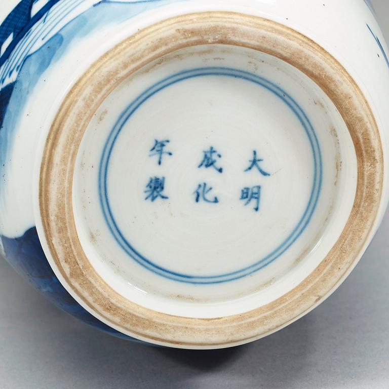 A blue and white vase, Qing dynasty with six character mark.