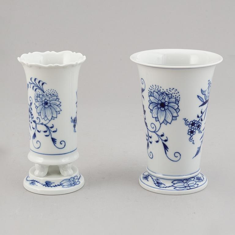 Meissen, servisdelar, 23 st, porslin, "Zwiebelmuster/Lökmönstret", Tyskland.