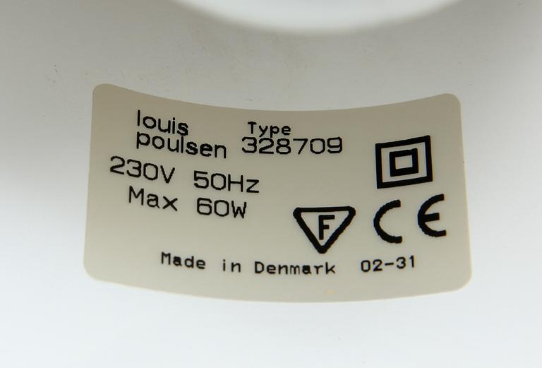 GOLVLAMPA, "AJ Lampan", Arne Jacobsen, 1900-talets andra hälft.