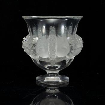 LALIQUE, a glass bowl, France.