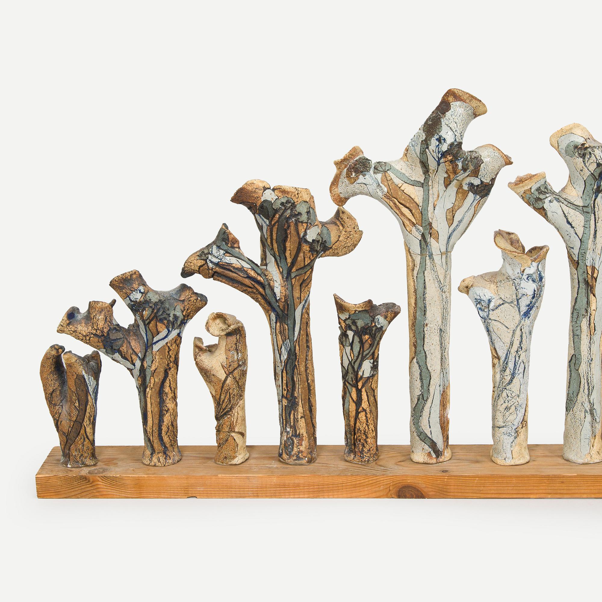 Francesca Mascitti-Lindh, a stoneware composition 'Le piante'.