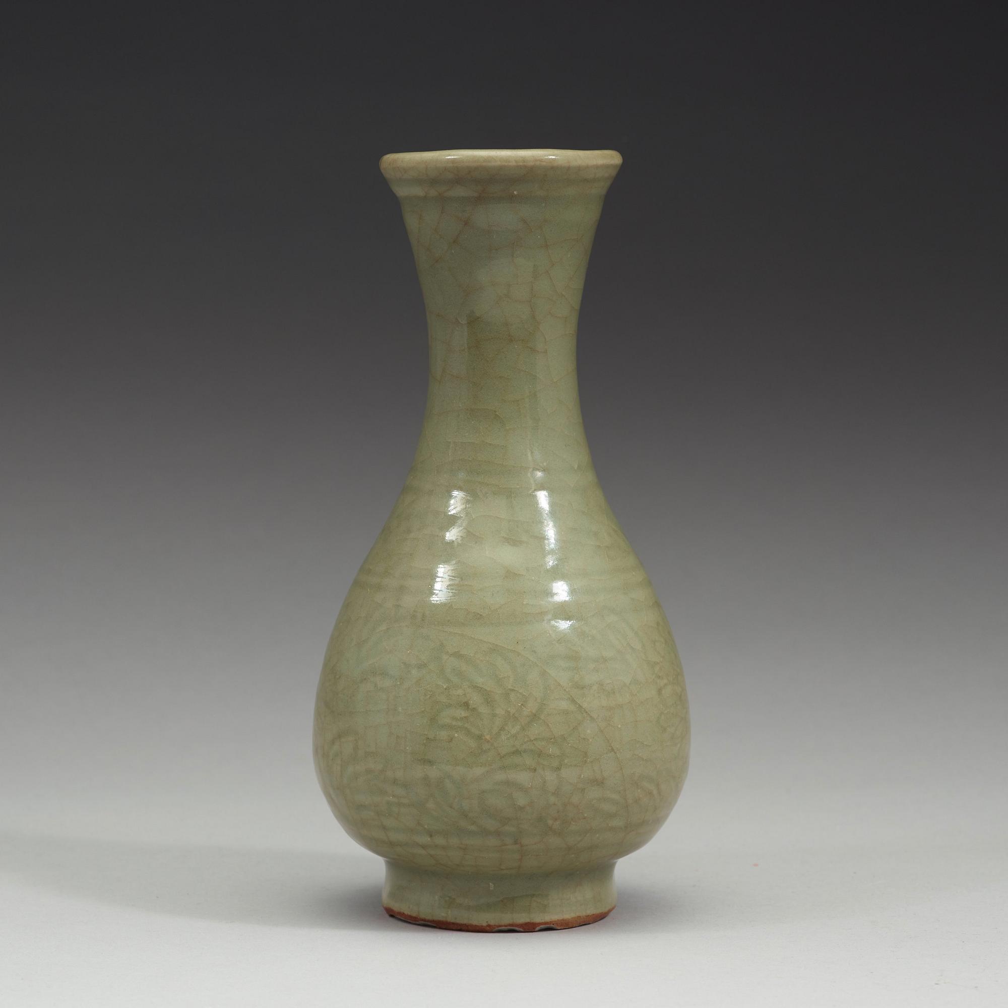 A celadon glazed vase, Ming dynasty (1368-1644).