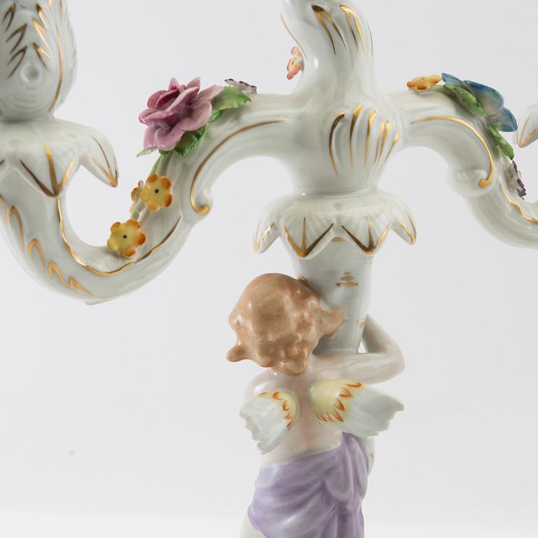 Kandelabrar 2 st Louis XV-stil Schierholz Tyskland 1900-talet mitt porslin.