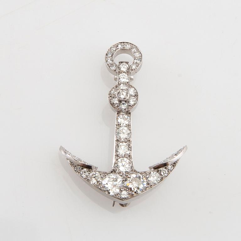 Brooch in the form of an anchor made of 18K white gold with diamonds.