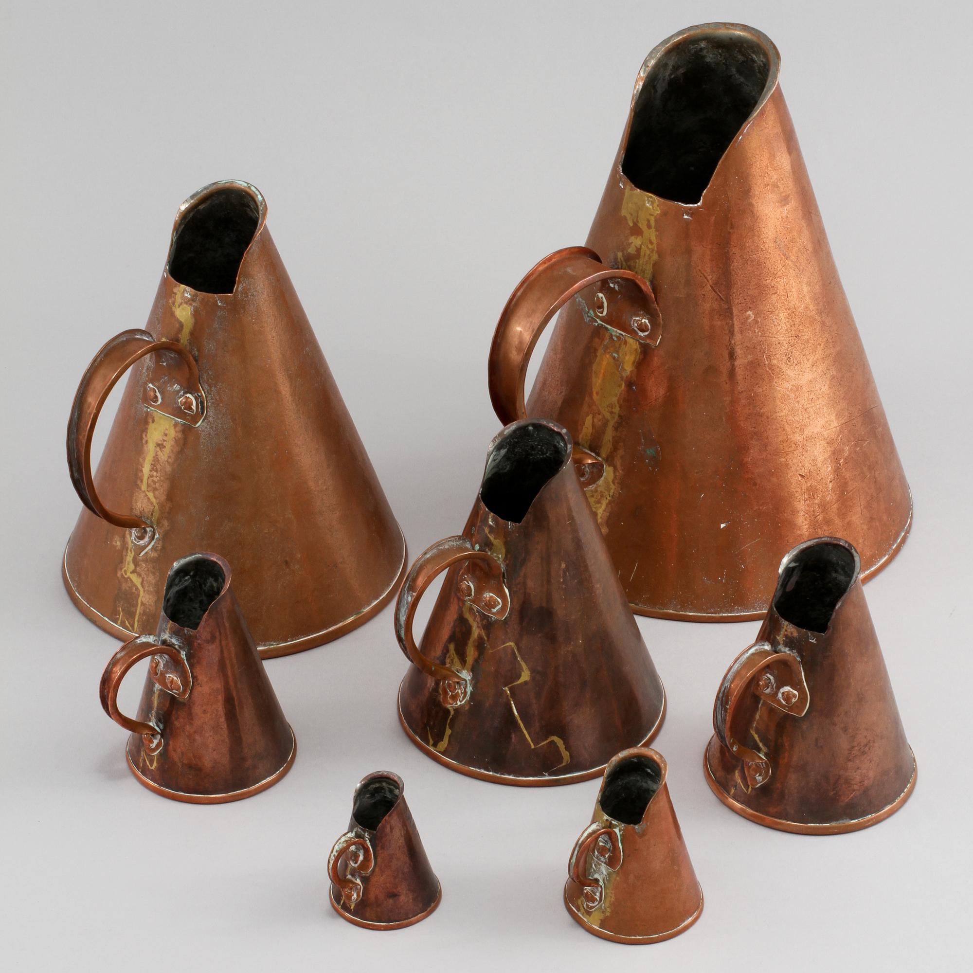 MÅTTSATS, 7 delar, koppar, 1900-talets andra hälft.