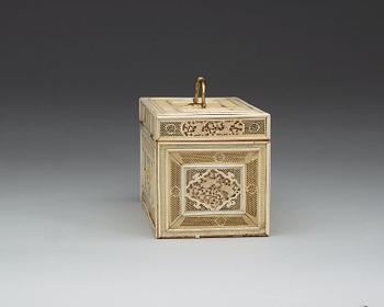 A ivory and bone box, Qing dynasty, 18th Century.