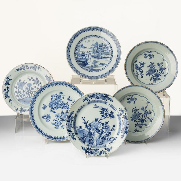 Parti, 8 delar, porslin. Qingdynastin, Qianlong (1736-95).