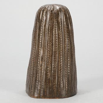 FIGURIN, stengods, Åke Holm, signerad.