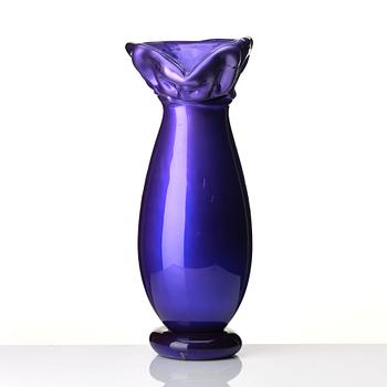 Fredrik Nielsen, a glass sculpture, 'Purple Pitcher', The Glass Factory, Boda, Sweden, 2009.