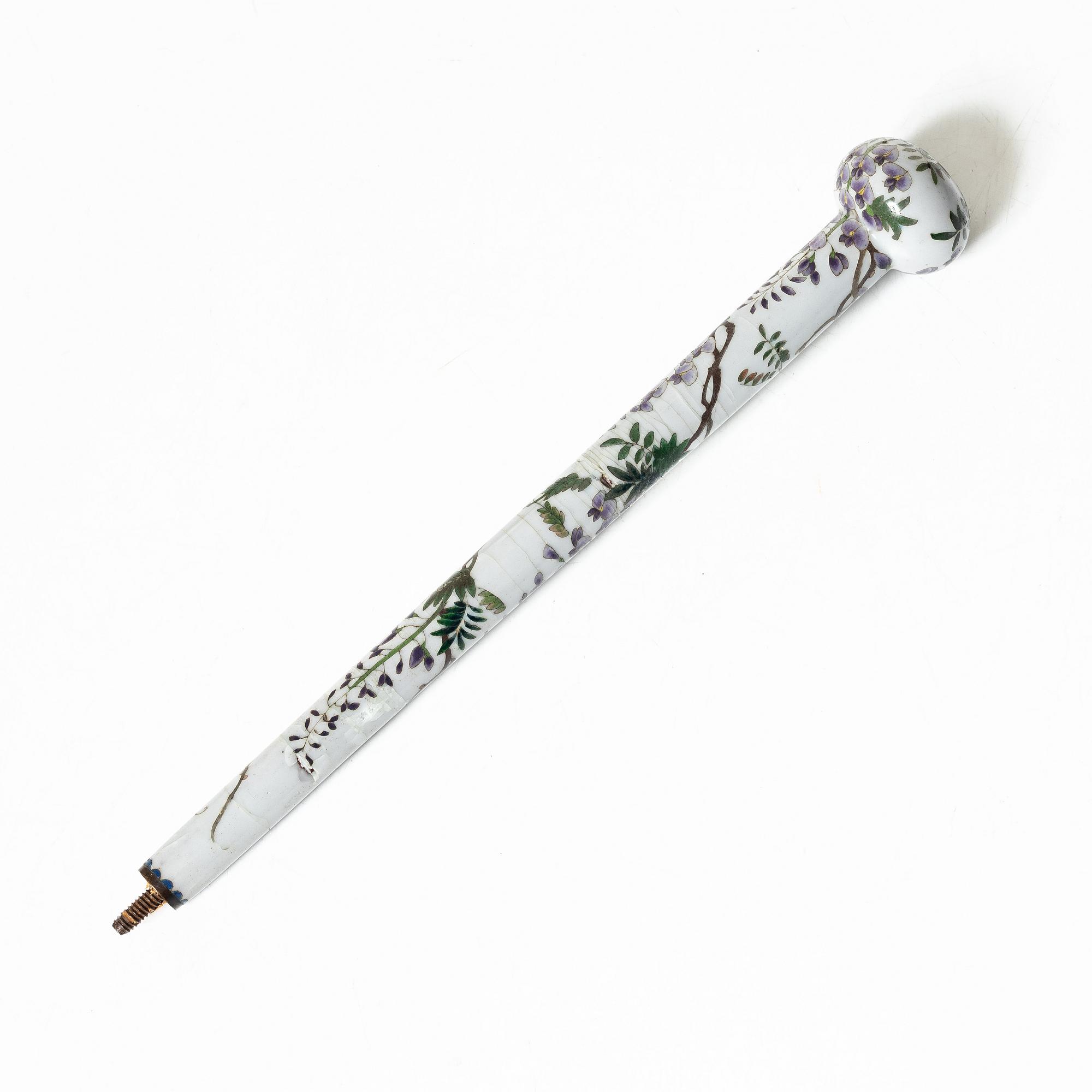 Skedar, sex stycken, and a cloisonne cane top, Japan, early 20th century.