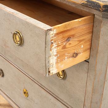 Chest of drawers, Gustavian style, 20th century.