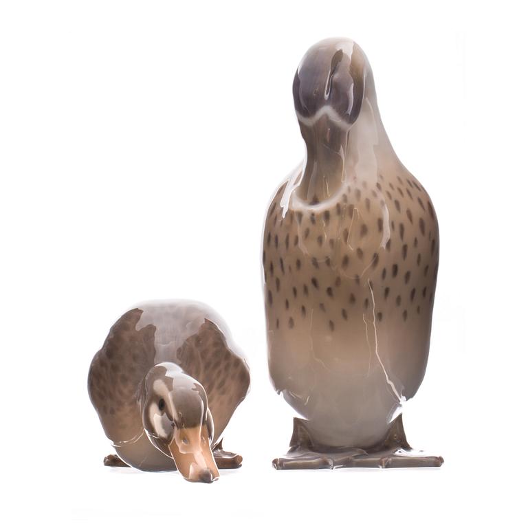 FIGURINER, 2 st, porslin, Bing & Gröndahl, Danmark.