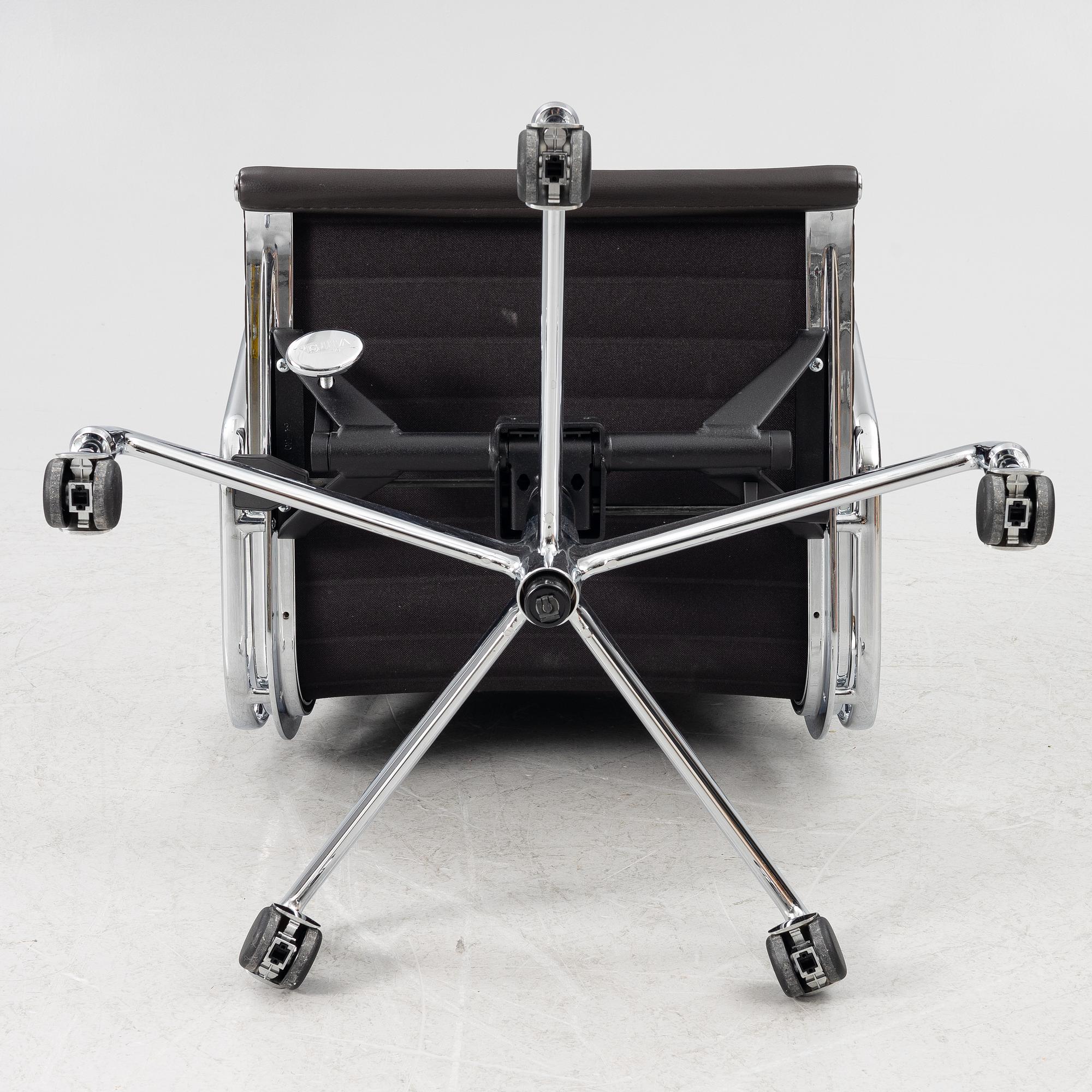 Charles & Ray Eames, kontorsstol, EA 117, Vitra, 2019.