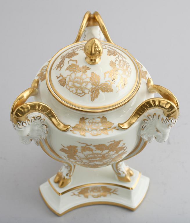 LOCKURNA, porslin, Rosenthal, 1900-talets mitt.