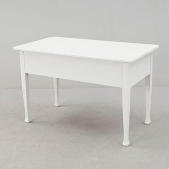 SKRIVBORD, senjugend, 1910/20-tal.