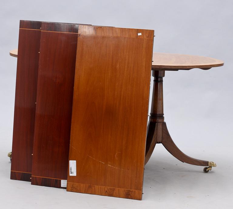 MATBORD. Engelsk stil, 1900-tal.