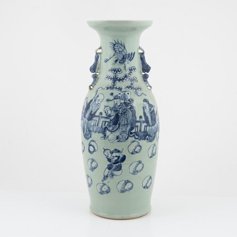 Golvvas, Kina, porslin, Qingdynastin, sent 1800-tal.