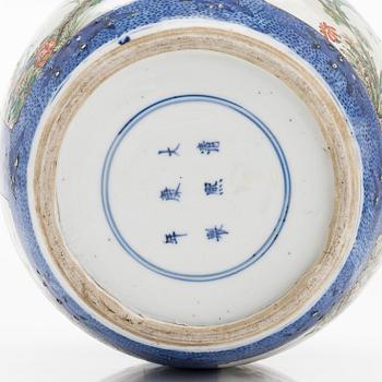A Kangxi style porcelain urn, China, 20th century.