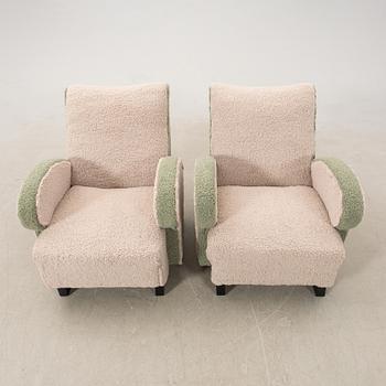 Armchairs, a pair from the 1940s/50s.