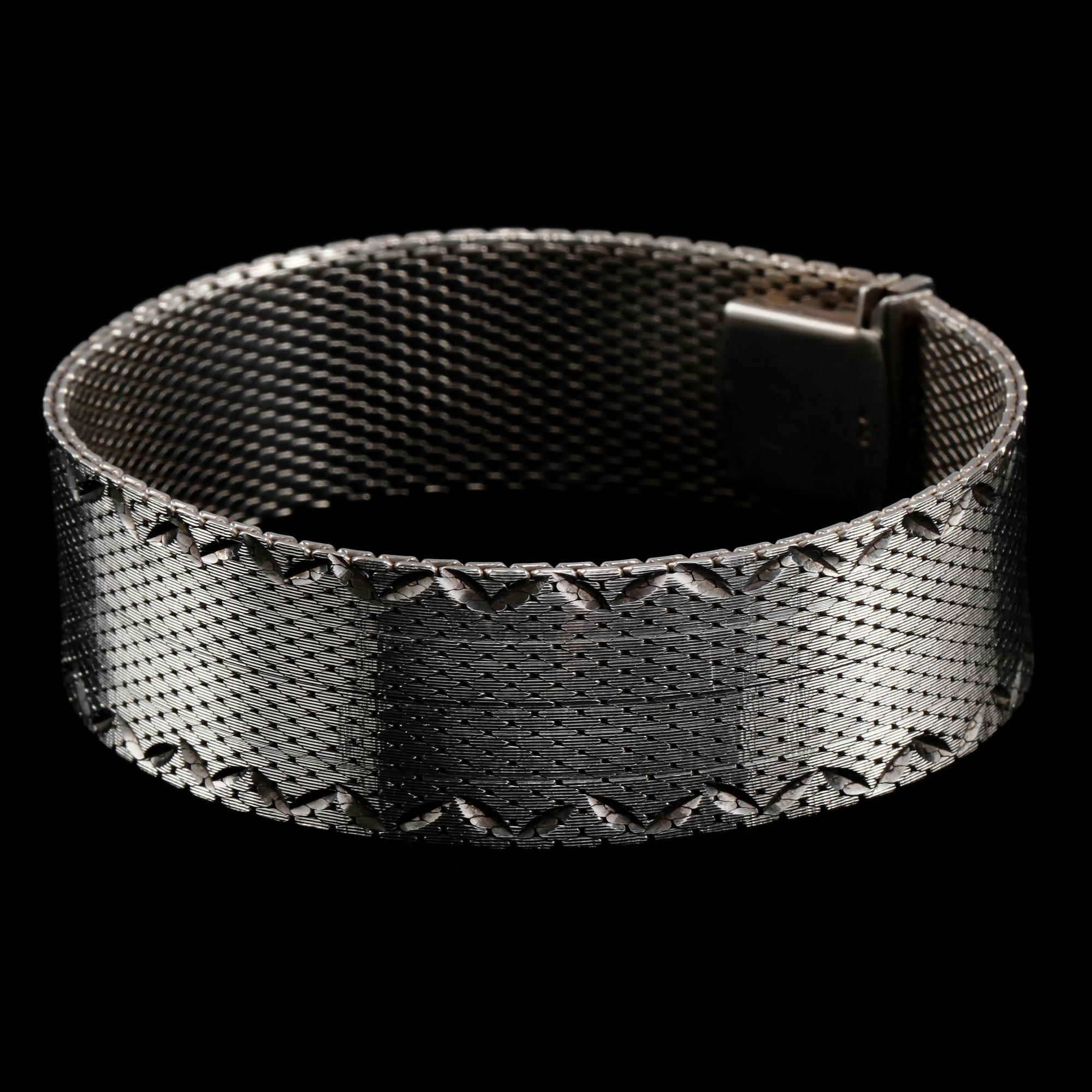 ARMLÄNK, silver, importstämplad, 1900-talets tredje kvartal. Vikt 49 g.