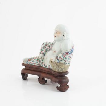 Figurine, Buddai, porcelain, China, 20th century.