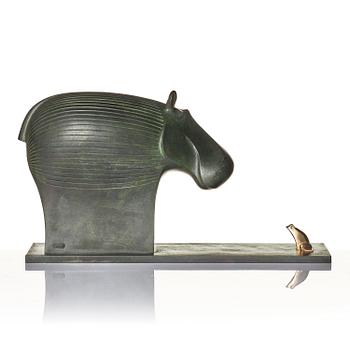 Gunnar Cyrén, a sculpture, "Kan du inte tala?", ed. 5/7, Herman Bergman konstgjuteri, Stockholm & Gävle, 1988.