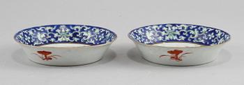 FAT, ett par, porslin, Qing dynastin, 1800-tal.