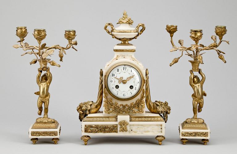 BORDSGARNITYR, 3 delar, 1800-talets andra hälft.