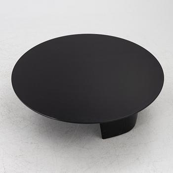 A coffee table, Minotti, Italy, 2000s.