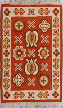 MATTA, rölakan, monogramsignerad EZ, 1900-talets andra hälft, ca  245 x 163 cm.