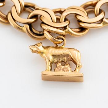 Bracelet with charm 18K gold.