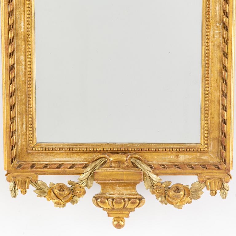 SPEGEL, gustaviansk, 1700-talets slut, med Göteborgs hallstämpel.